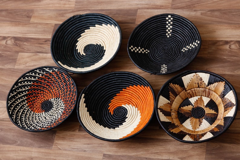 A Set of 5 Rwanda baskets